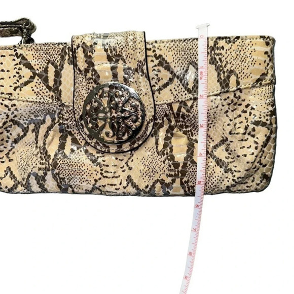 Solina natural Python tan/brown genuine leather clutch/wristlet with medallion - Picture 6 of 7